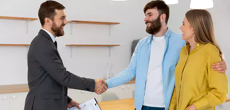 Why Choose Newport East Home Buyers to Sell Your Condo Fast in Newport East, RI?