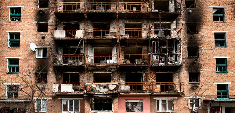 Why Homeowners Choose Us to Sell Their Distressed Homes in Newport East