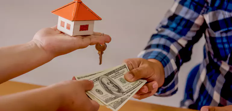 Why Cash Buyers Love Off Market Homes Too in Newport East, RI?