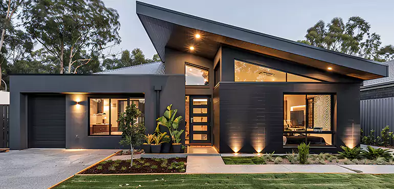 Who Can Benefit from Selling a House with Title Issues in Newport East, RI?