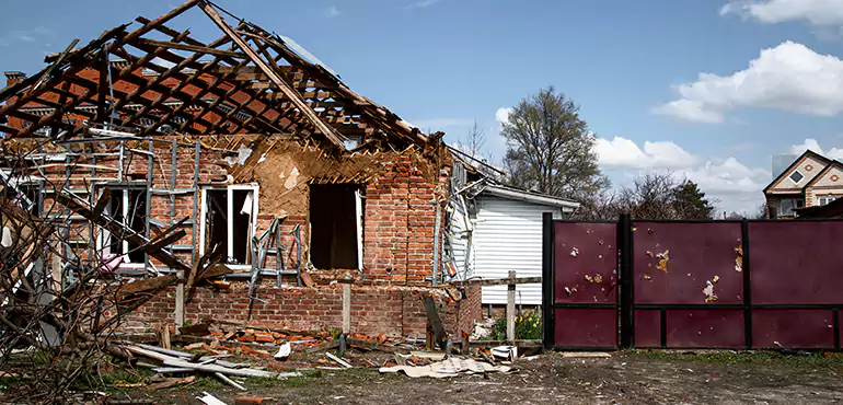 Types of Houses We Buy Without Repairs in Newport East, RI